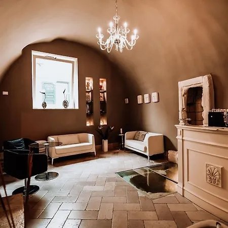 La Casa Di Lucio Hotel